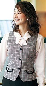 11380 en joie(アンジョア) ピンクの差し色の千鳥格子が愛らしい印象のチェック柄ベスト 93-11380