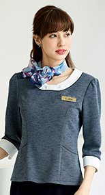 41750 en joie(アンジョア) リボン風デザインの胸元がフェミニンなツイードのプルオーバートップス 93-41750