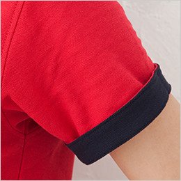 袖裏の配色で着こなし度がUP!