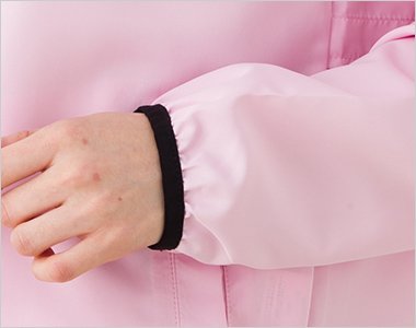 袖口リブ仕様