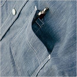 AZ64437 Wrangler(ラングラー) 半袖シャツ(男女兼用) ペンなどが出し入れしやすい便利なペン差し付きポケット