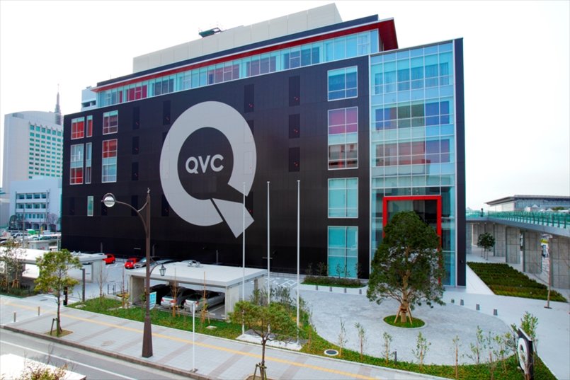 2013年にオープンしたQVCジャパンの社屋「QVCスクエア」